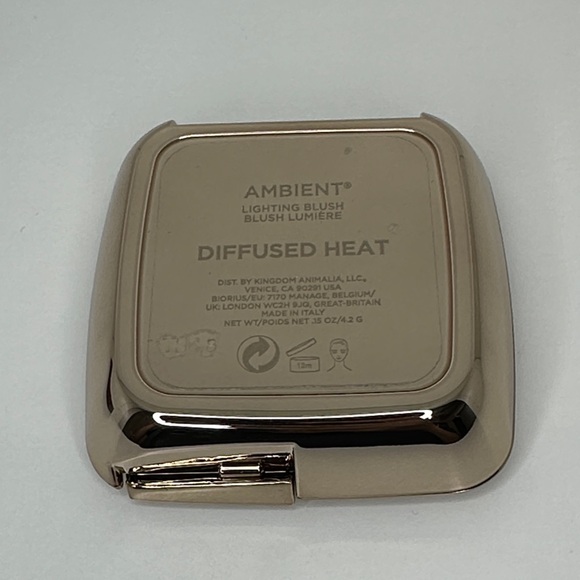 Hourglass Ambient Lighting Blush - Diffused Heat - Picture 10 of 12